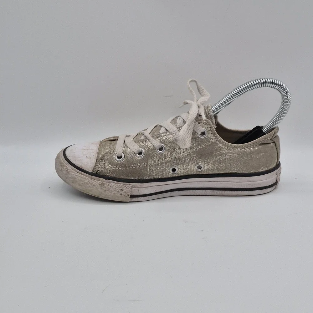 Converse Chuck Taylor All Star Shoes Youth Size 2 Gold Canvas Low‎ Top Sneakers